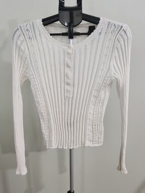 American Eagle Outfitters Womens Pointelle Henley In Off White. Size Medium.